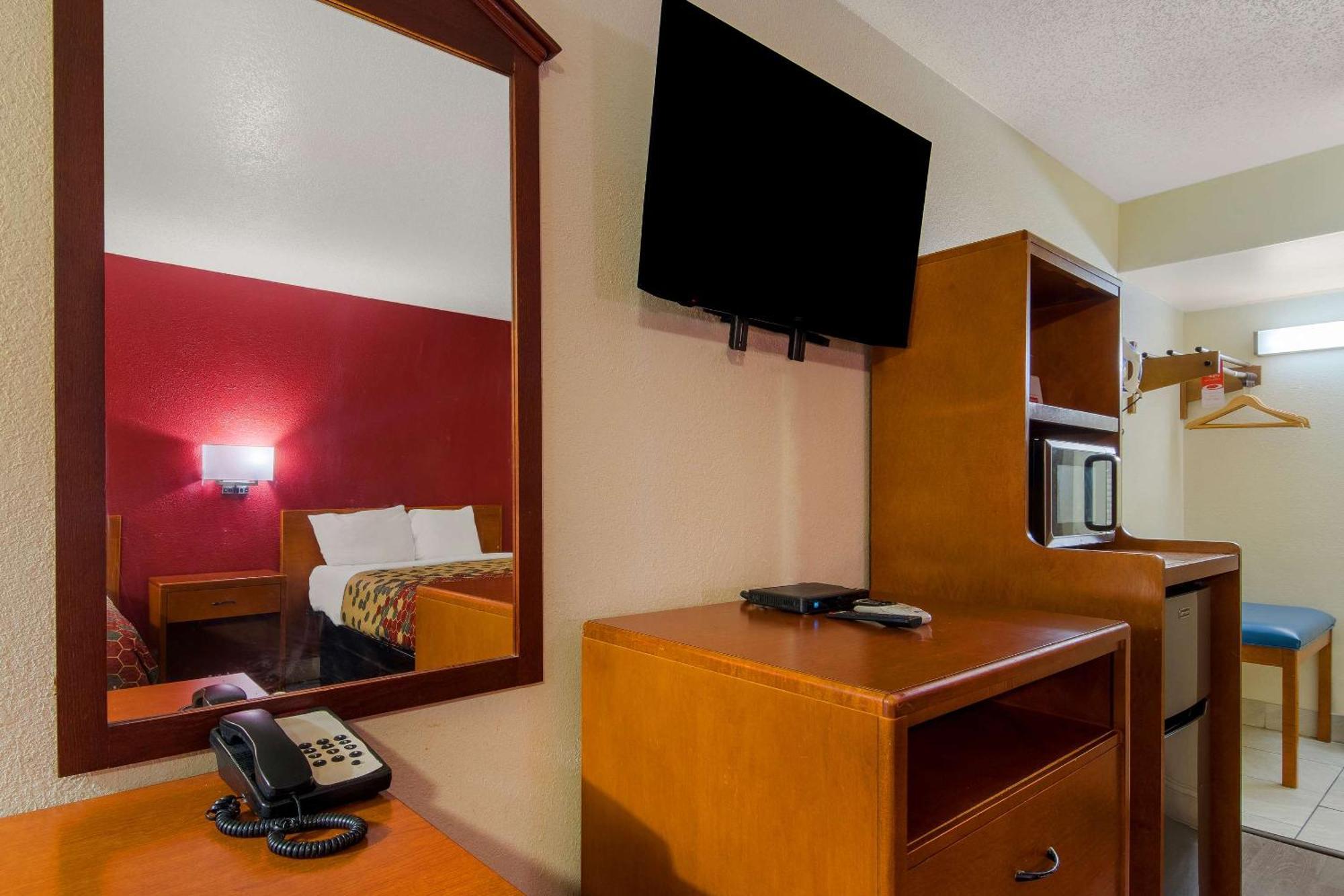 Econo Lodge Goldsboro Hwy 70 Zewnętrze zdjęcie