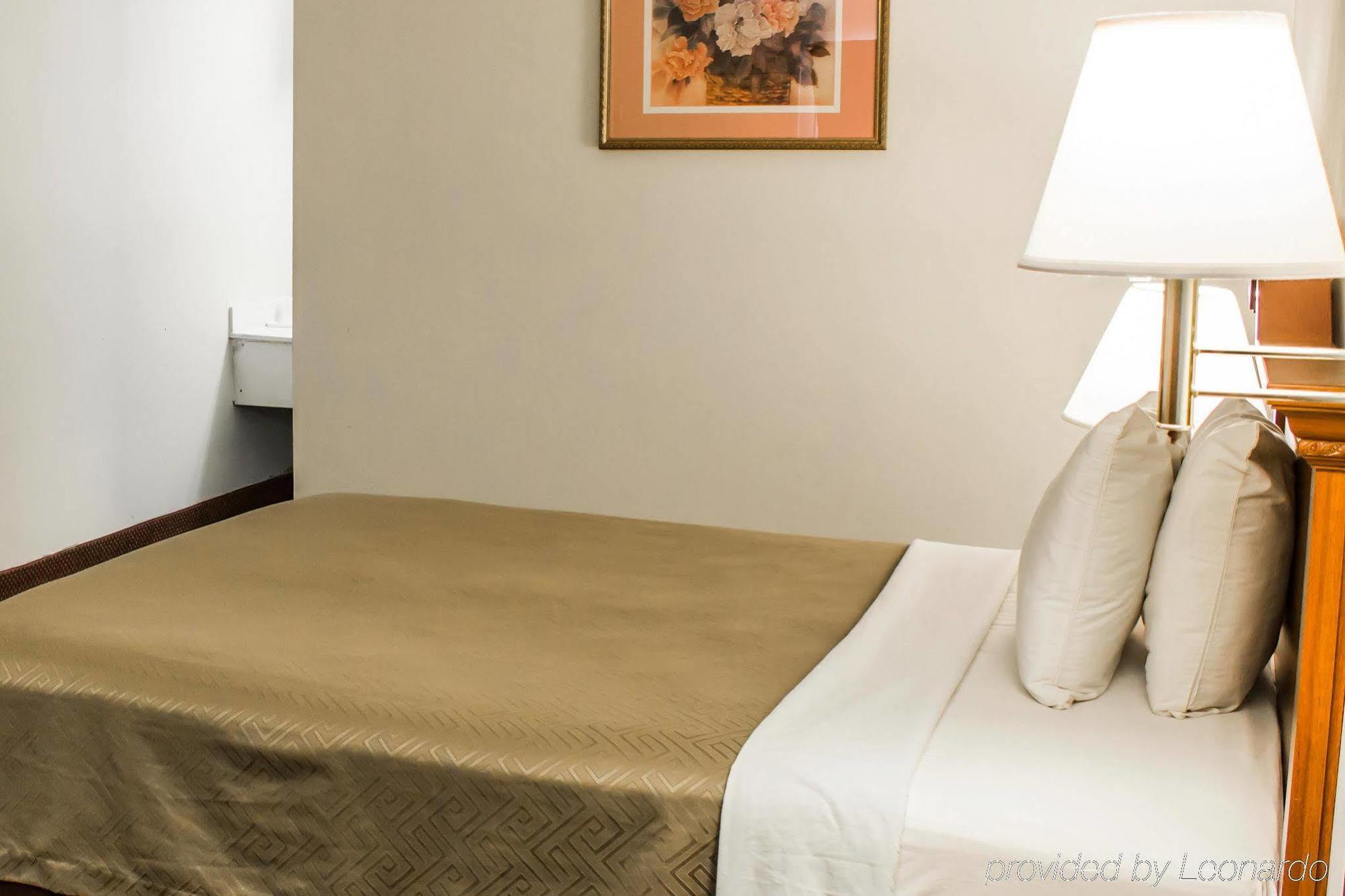 Econo Lodge Goldsboro Hwy 70 Zewnętrze zdjęcie